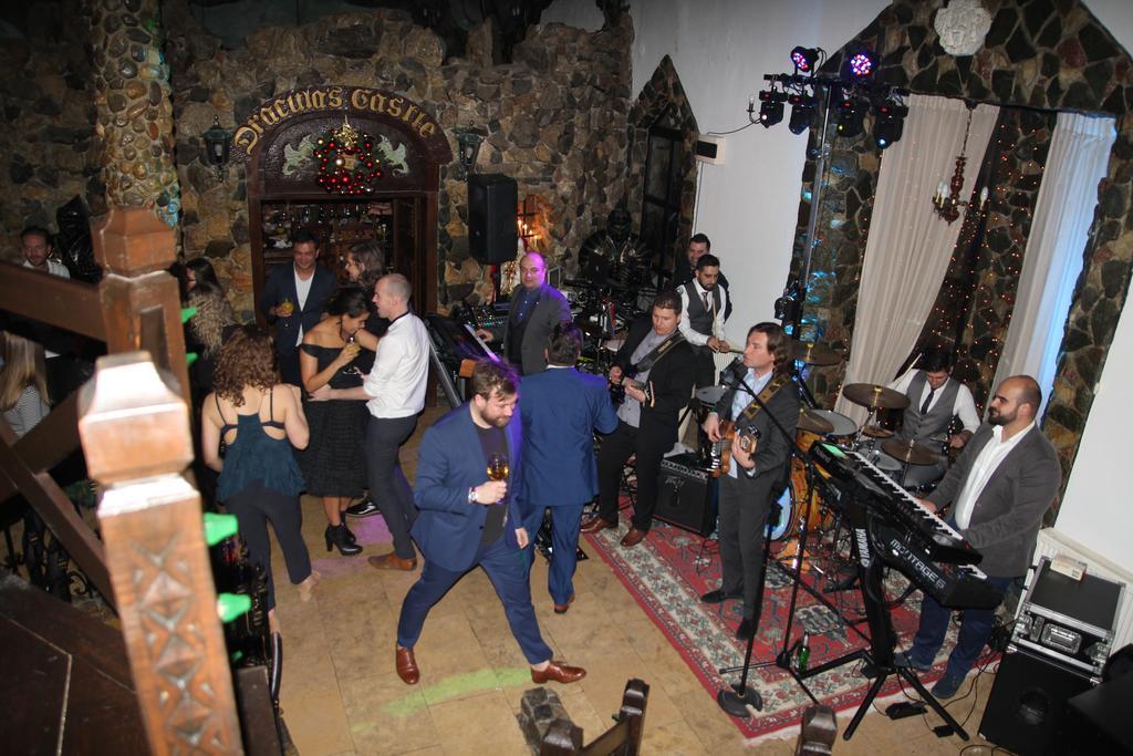 Hunter Prince Castle Hotel Турда Екстериор снимка