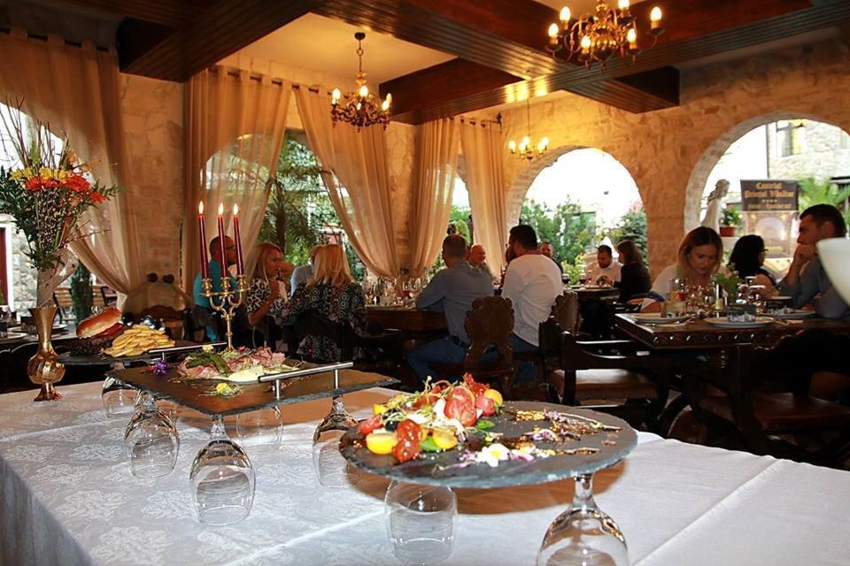 Hunter Prince Castle Hotel Турда Екстериор снимка