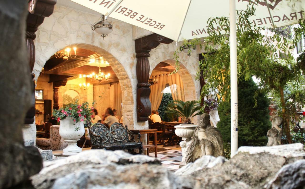 Hunter Prince Castle Hotel Турда Екстериор снимка
