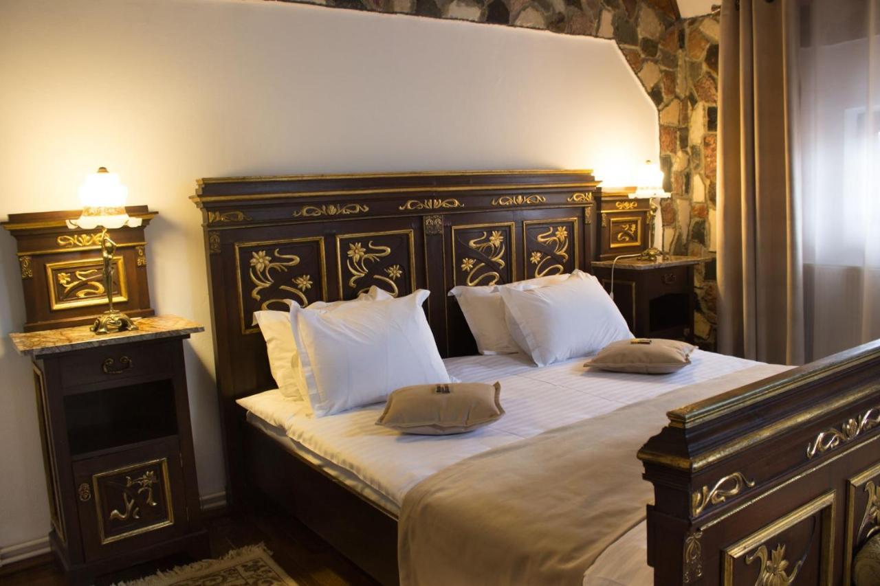 Hunter Prince Castle Hotel Турда Екстериор снимка